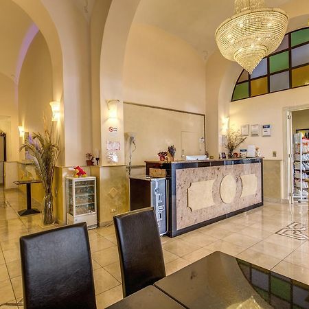 Hotel Maryelen 2 Рим Екстериор снимка