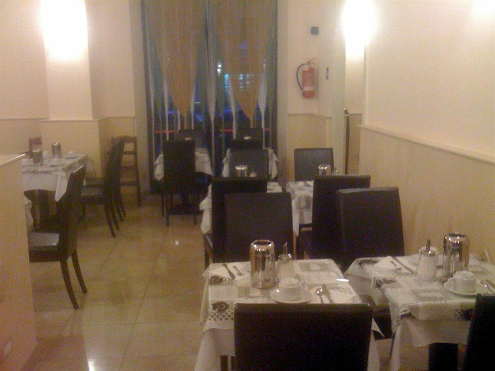 Hotel Maryelen 2 Рим Екстериор снимка